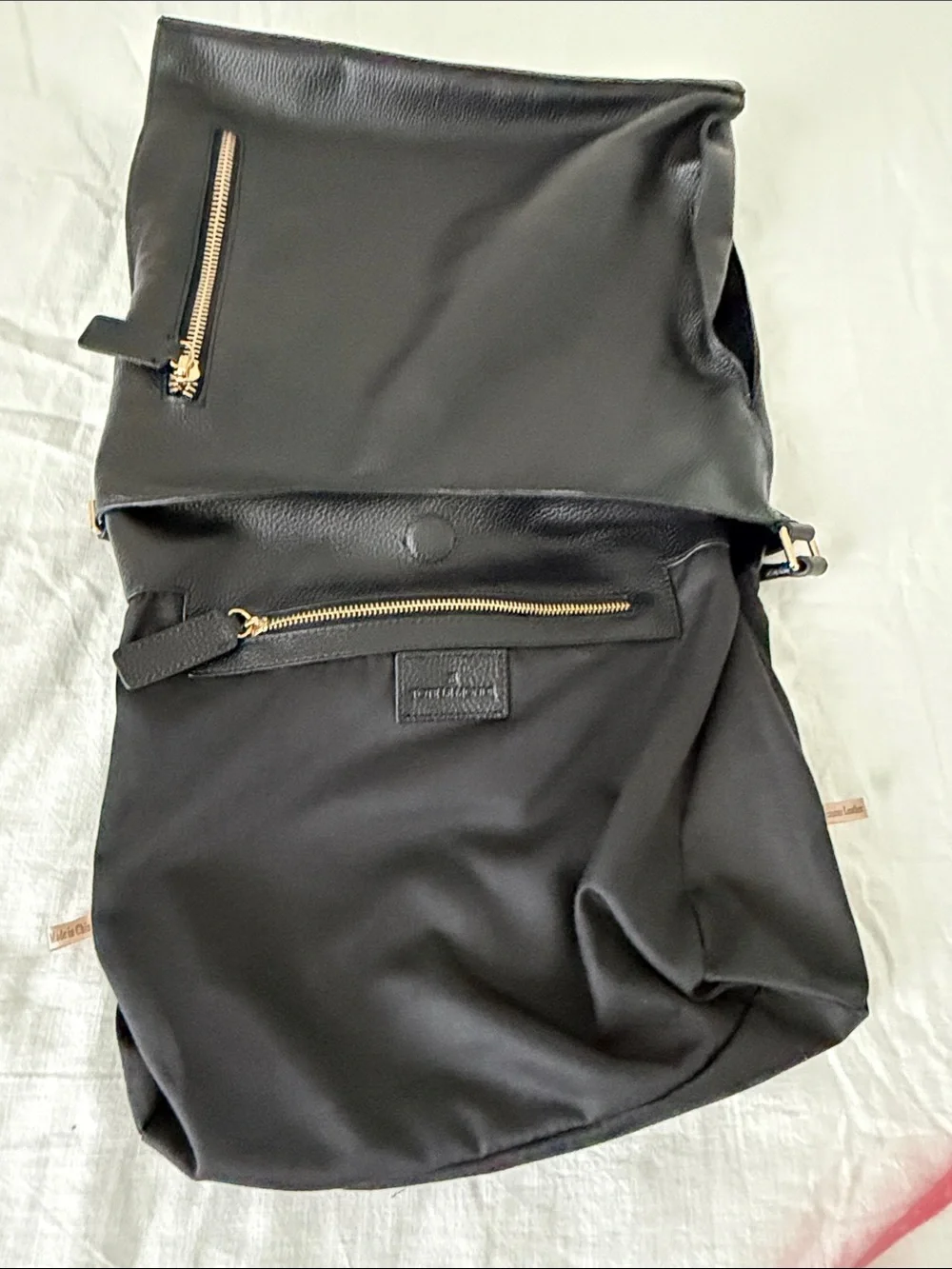 NWOT Tote Le Monde Florence Slouch Bag Black Pebbled Leather Quiet Luxury Hobo
